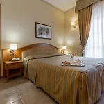 Relax 4*