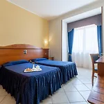Relax 4* Syracuse