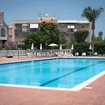 Hotel Relax