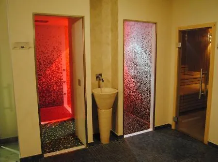 Relax Hotel Syrakuzy