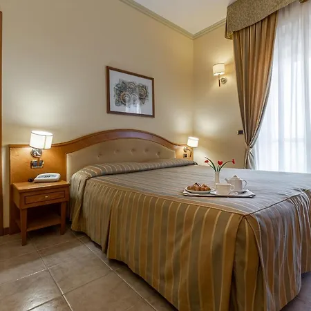 Relax 4*