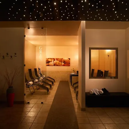 Hotel Relax
