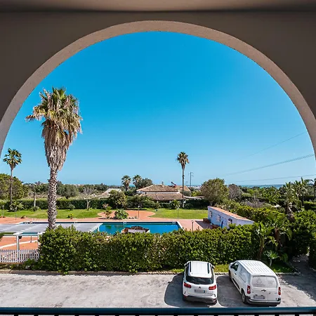 Hotel Relax 4*