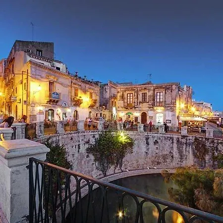 Relax Hotel Syracuse