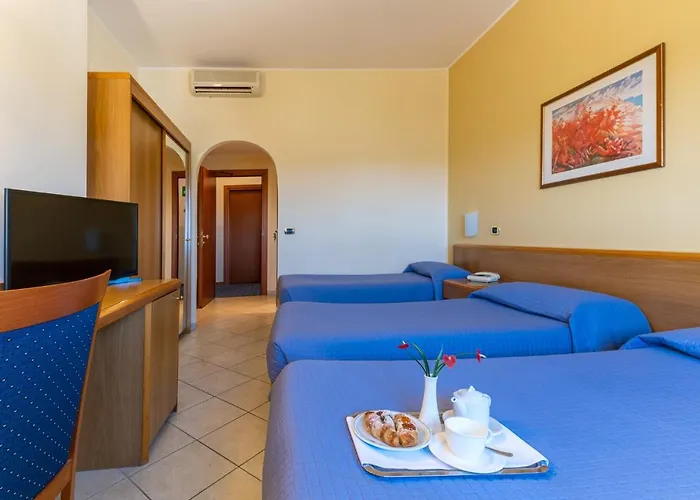 Hotel Relax Syracuse