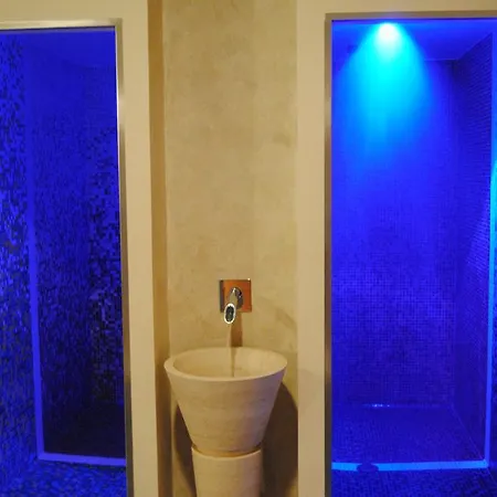 Hotel Relax Syracuse