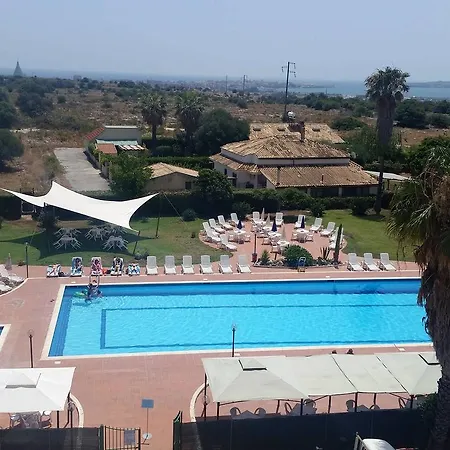 Relax Hotel