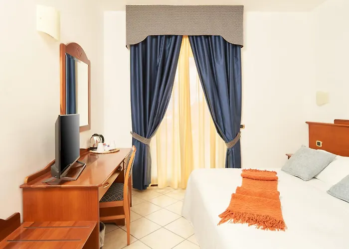 Hotel Relax Syracuse