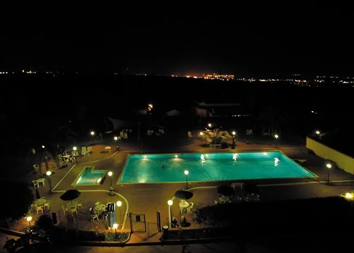 Relax Hotel Syracuse